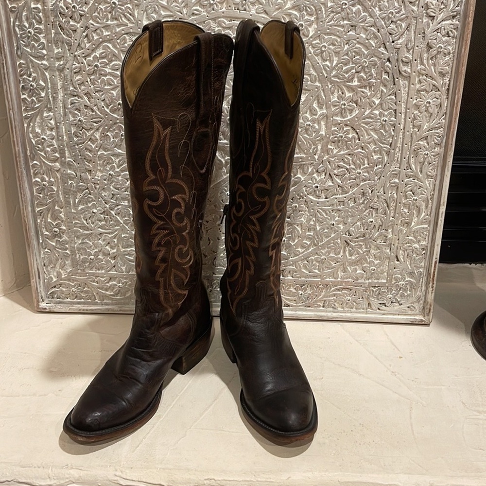 Lucchese